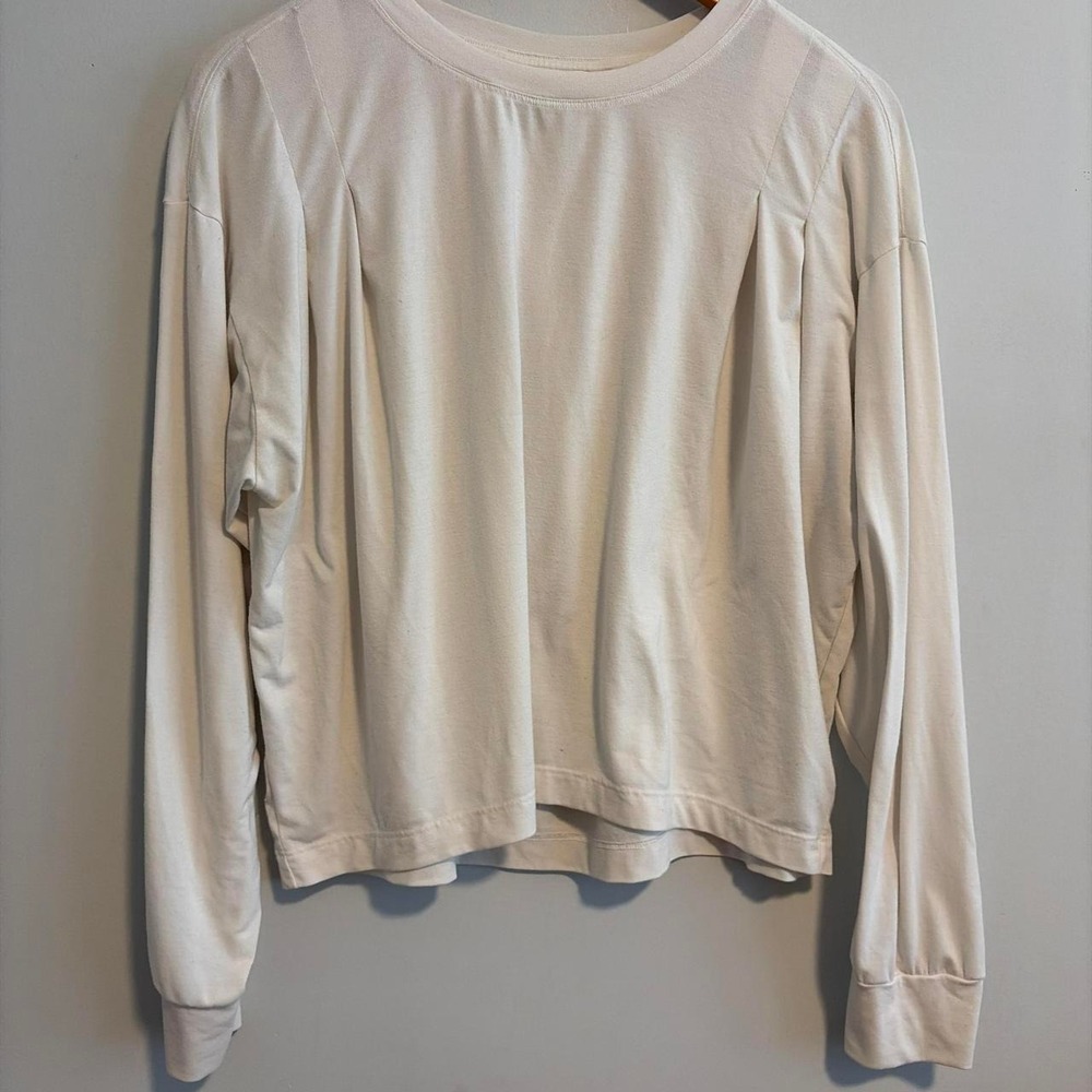 Athleta cream long sleeve